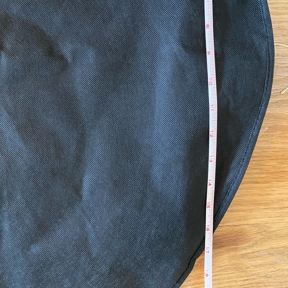 NET A PORTER GARMENT BAG - Picture 10 of 10